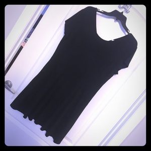 Cap sleeved black dress